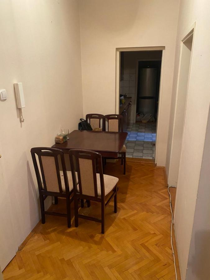 Stan Novi Sad 5G Wifi Apartment Ngoại thất bức ảnh