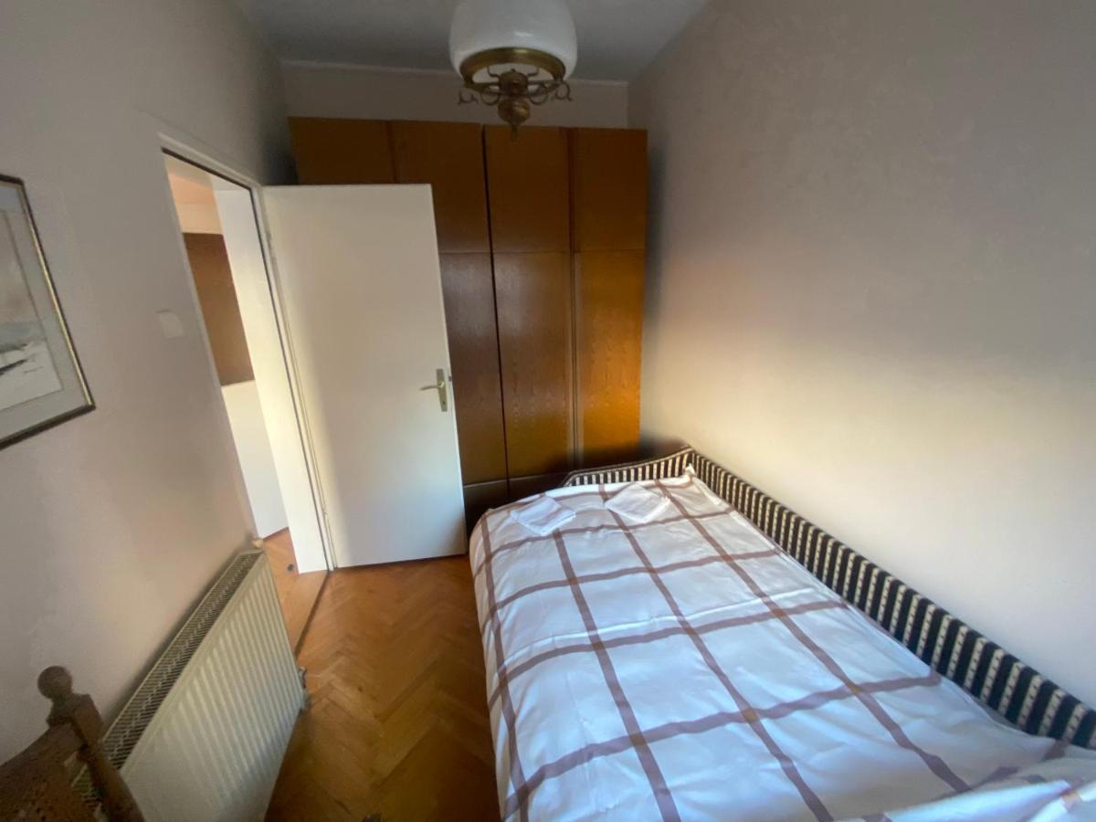 Stan Novi Sad 5G Wifi Apartment Ngoại thất bức ảnh